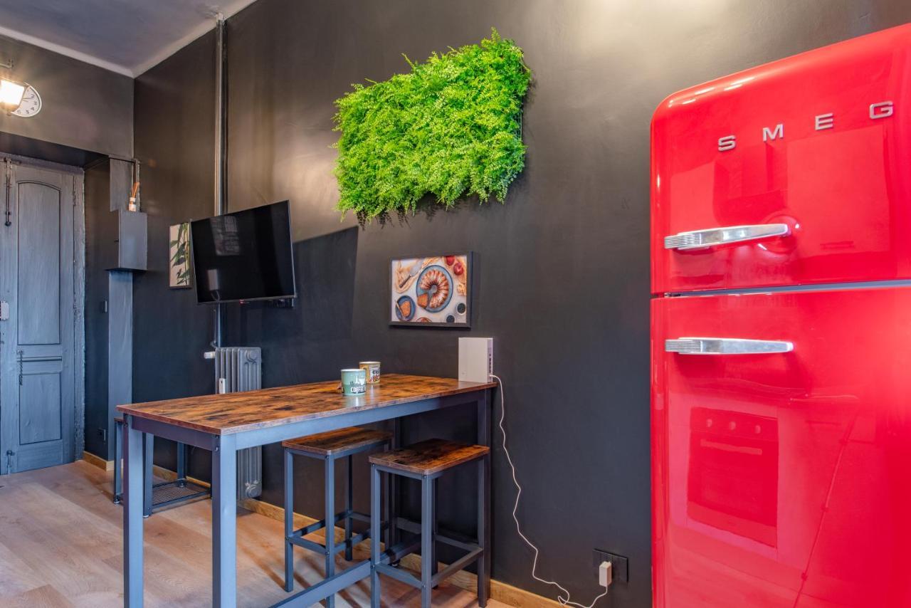 Apartamento Oggi Ti Porto A Torino By Happyhostorino Exterior foto