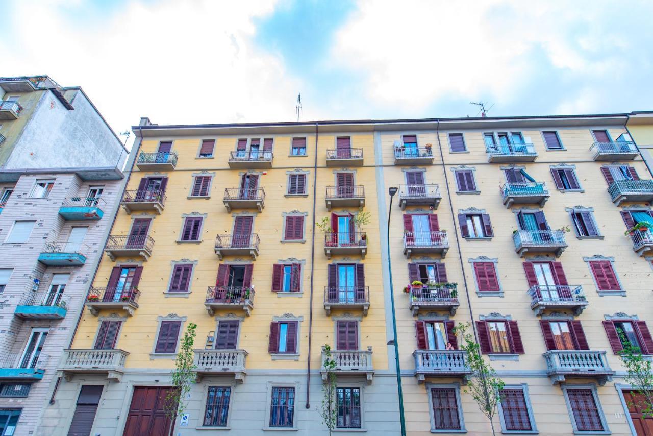 Apartamento Oggi Ti Porto A Torino By Happyhostorino Exterior foto