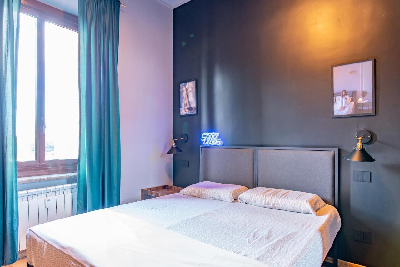 Apartamento Oggi Ti Porto A Torino By Happyhostorino Exterior foto