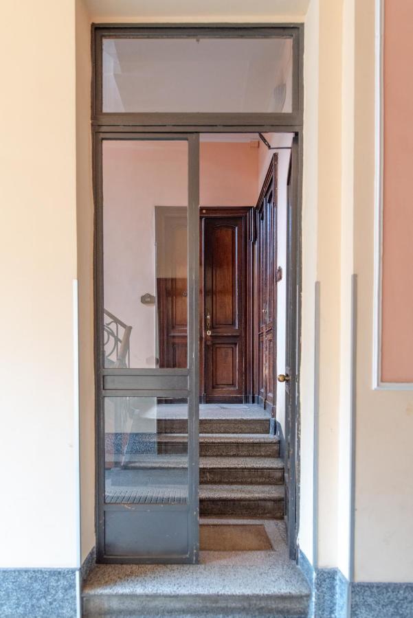 Apartamento Oggi Ti Porto A Torino By Happyhostorino Exterior foto